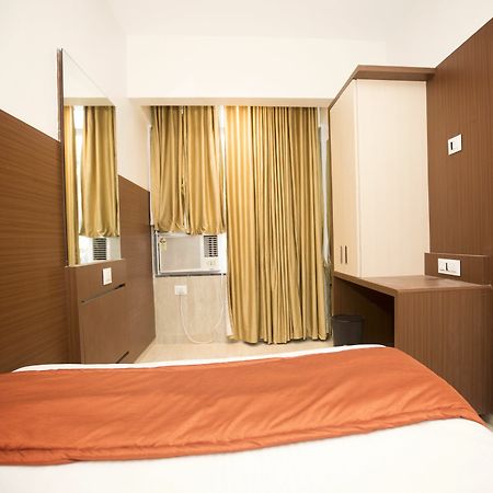 Hotel Spring Inn Mumbai Ngoại thất bức ảnh