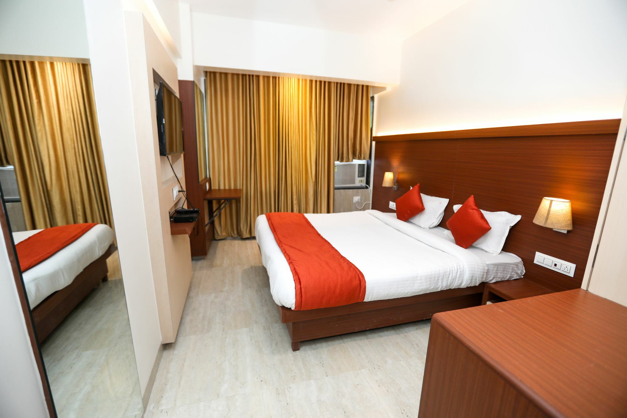 Hotel Spring Inn Mumbai Ngoại thất bức ảnh