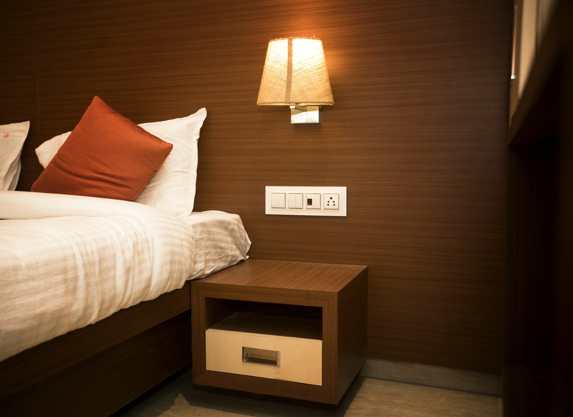Hotel Spring Inn Mumbai Ngoại thất bức ảnh